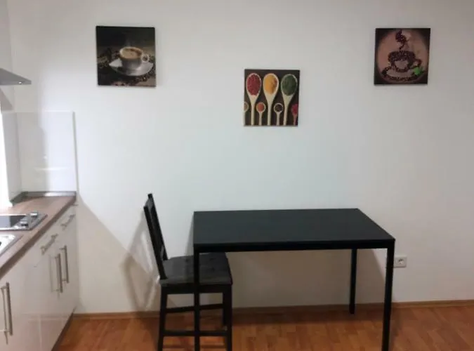 4 Rent Lejlighed *